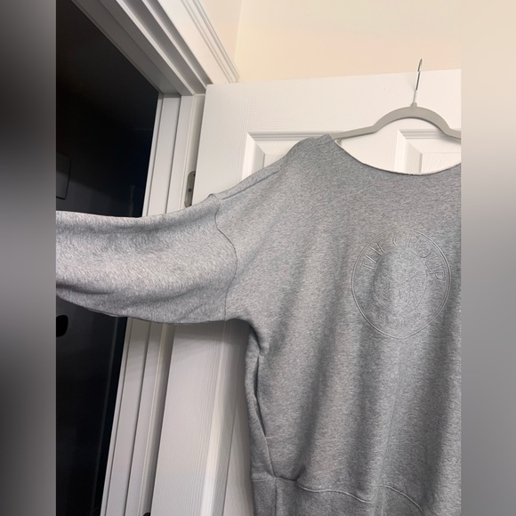 Aritzia The Group by Babaton Crewneck Sweater - Picture 2 of 9